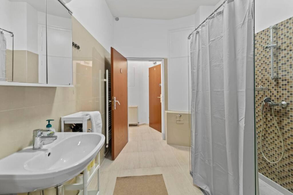 Modern Apartment Close To Center - 2Br Vienna Exterior photo